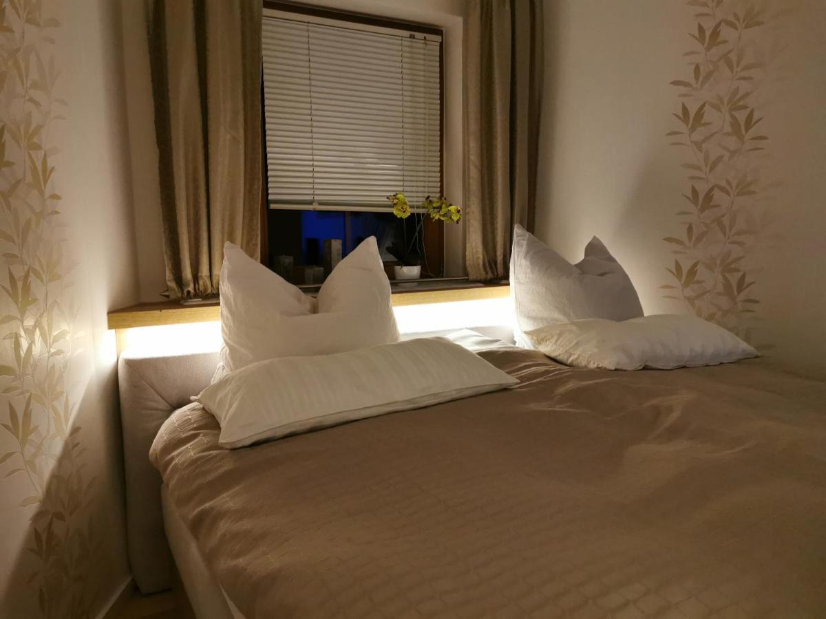 Ferienwohnung Und Pension Guertler Mohlsdorf Екстер'єр фото